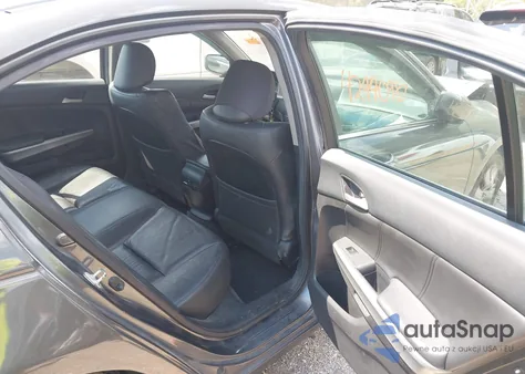 2010 Honda Accord 2.4 Ex-L из США, поврежденный, VIN 1HGCP2F81AA010034